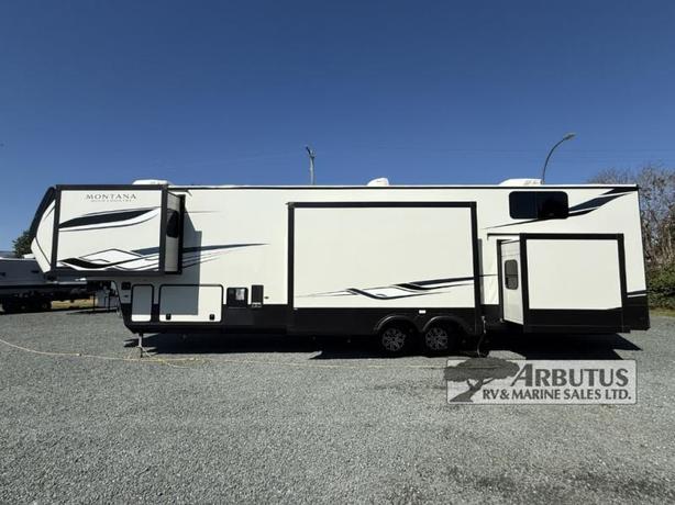 Used 2024 Keystone RV Montana High Country 381TB image 4