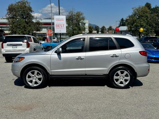 2009 Hyundai Santa Fe GLS - One Owner, Local BC, Heated Leather Seats image 8