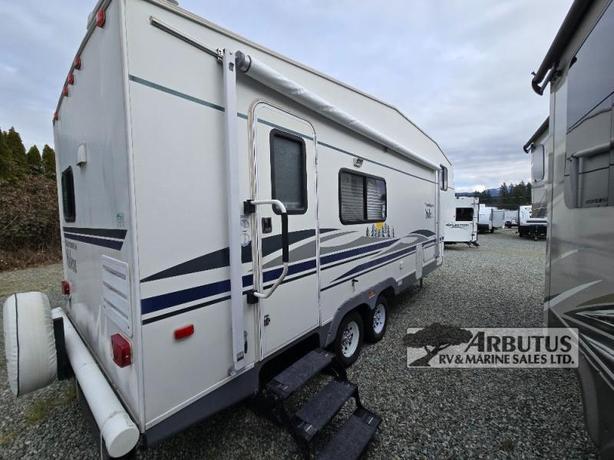 Used 2006 Fleetwood RV Wilderness Yukon 25.5RKS image 6