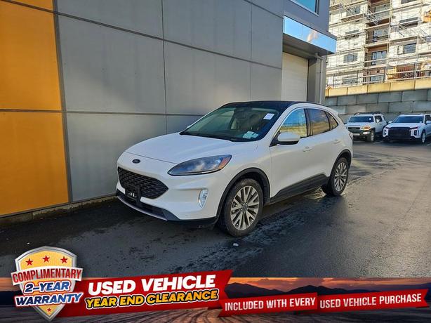 2022 Ford Escape Titanium AWD | Remote Start | Heated Seats! image 1
