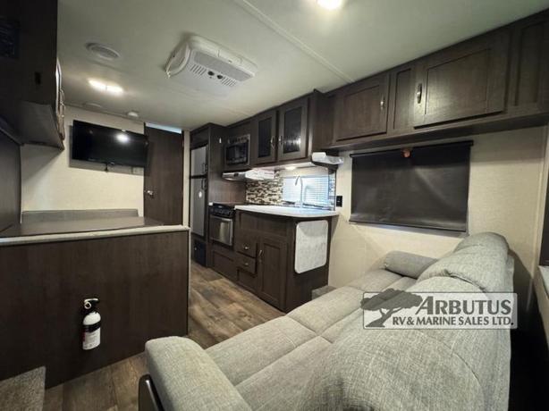 Used 2018 Forest River RV Salem Cruise Lite 241QBXL image 8