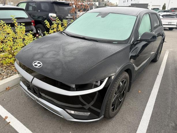 2023 Hyundai IONIQ 5 Preferred ! BACKUP CAMERA! BLINDSPOT! NO ACCIDENT! image 2