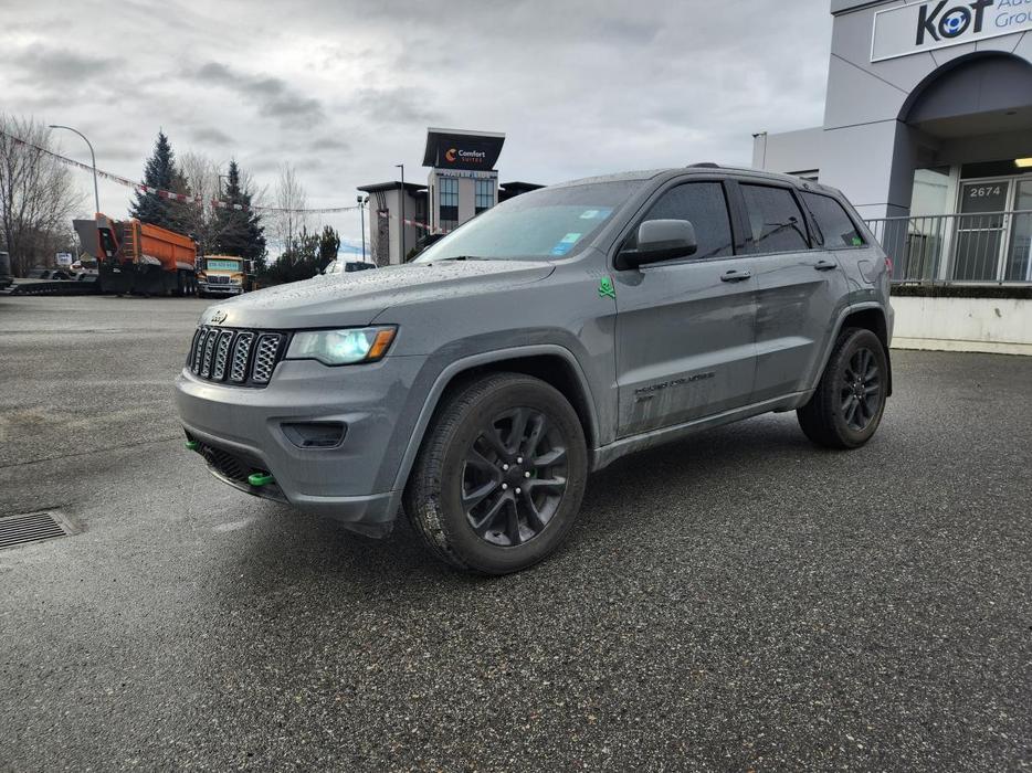 2021 Jeep Grand Cherokee Altitude | Loaded! | Trailer Tow Package | Power Sunroo display photo