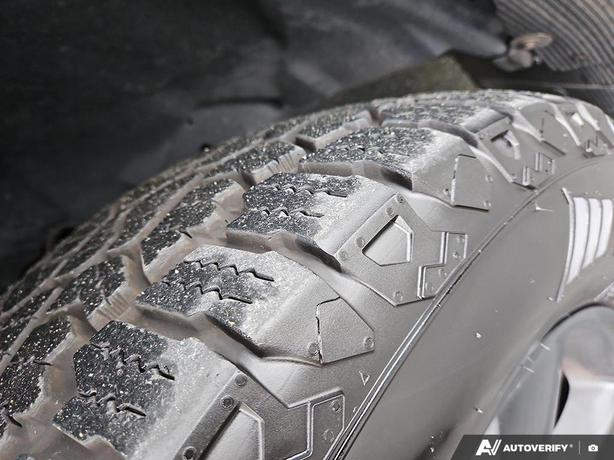 2020 RAM 1500 Classic Express 4x4 Crew Cab 5'7 Box | No Reported Accidents | One image 7