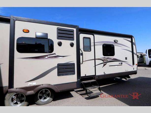 Used 2014 Forest River RV Rockwood Signature Ultra Lite 8293 image 6