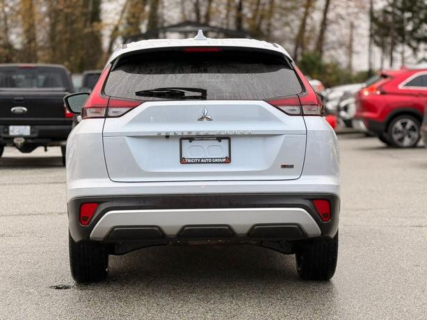 2022 Mitsubishi Eclipse Cross SE - No Accidents, Heated Seats, Heated Steering image 6