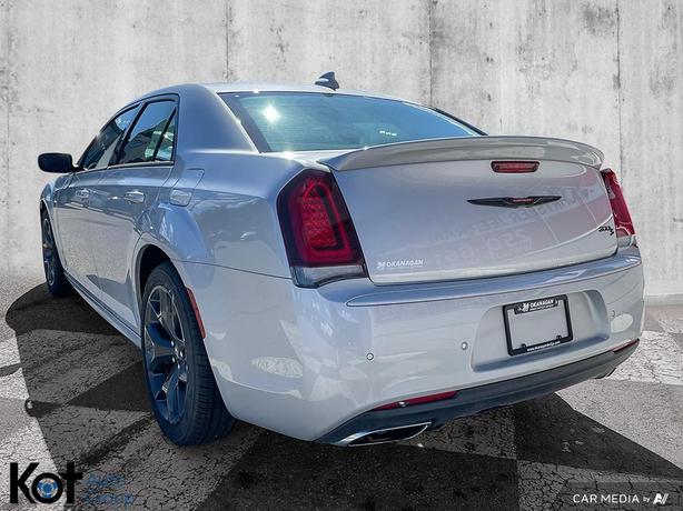 2023 Chrysler 300 S | DEMO CLEAROUT | SAVE OVER $24,000 | Remote Start | Alpine  image 7