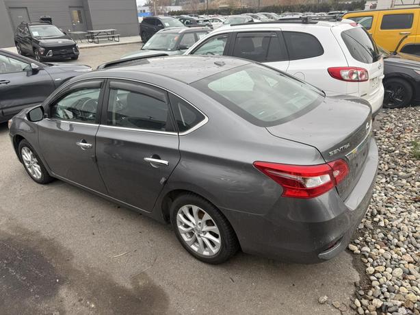 2017 Nissan Sentra SV ! PUSH BUTTON START! BACKUP CAMERA! BLUETOOTH! GREAT FIRST image 4