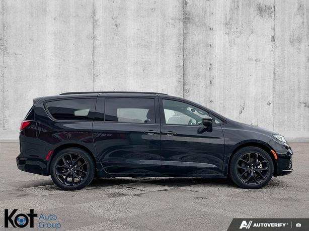 2023 Chrysler Pacifica Touring L | Power Sunroof | Remote Start | Heated Seats & image 4