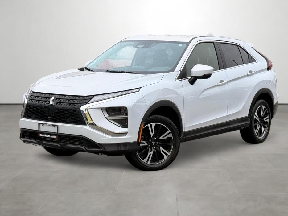 2023 Mitsubishi Eclipse Cross ES - Heated Seats, Apple Carplay/Android Auto display photo