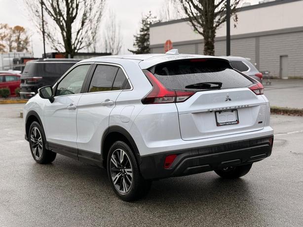 2023 Mitsubishi Eclipse Cross ES - Heated Seats, Apple Carplay/Android Auto image 8