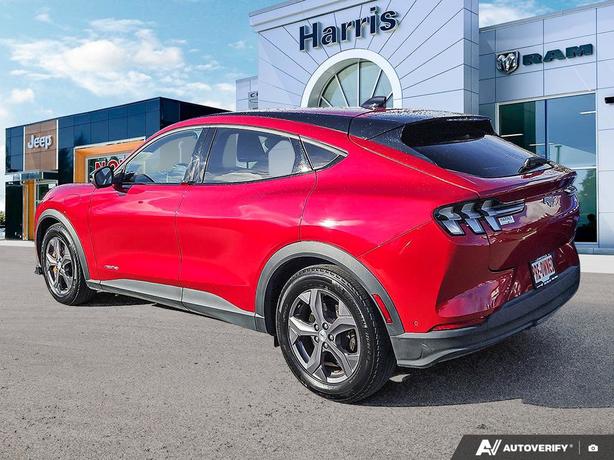 2023 Ford Mustang Mach-E Select AWD | No Reported Accidents | Low KM! image 4