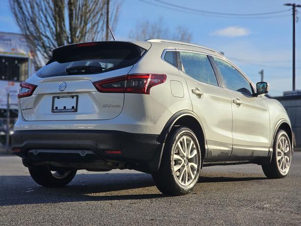 2023 Nissan Qashqai SV - Heated Steering Wheel, Sunroof image 5
