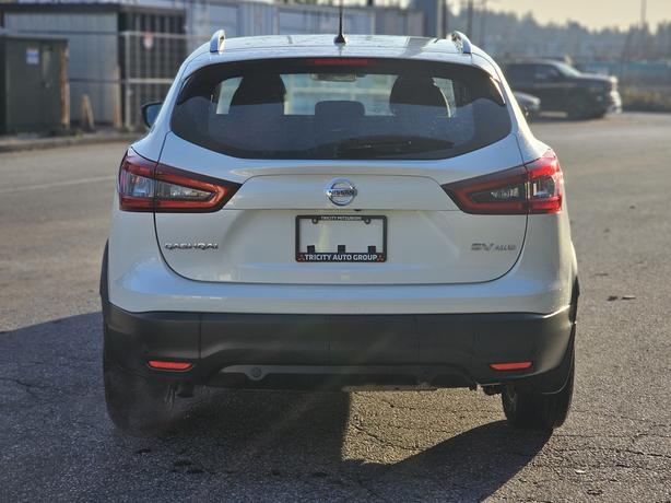 2023 Nissan Qashqai SV - Heated Steering Wheel, Sunroof image 6