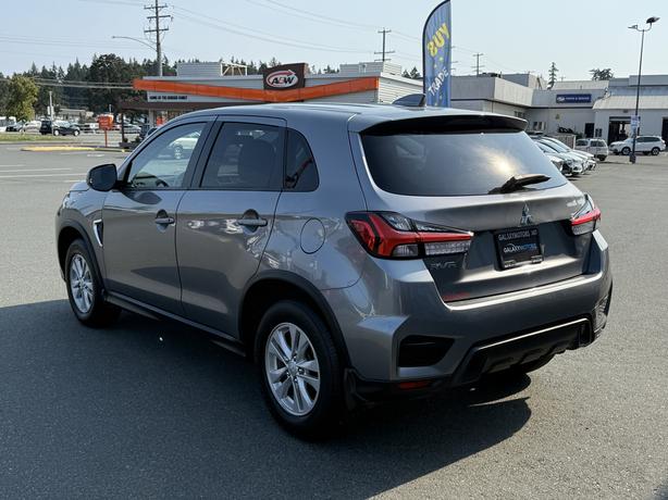 2021 Mitsubishi RVR ES - Android Auto/Apple CarPlay & Heated Seats image 8