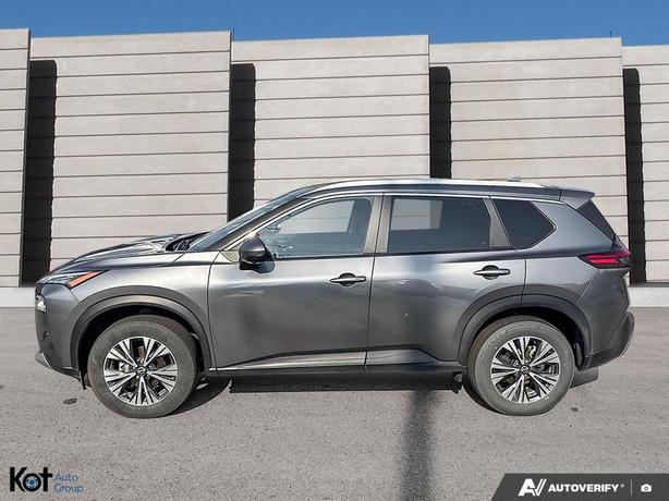 2023 Nissan Rogue SV Moonroof ! REAR AUTOMATIC BRAKING! BLINDSPOT! FORWARD COLLI image 3