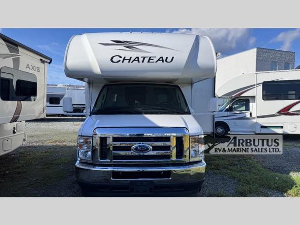 Used 2024 Thor Motor Coach Chateau 25V image 2