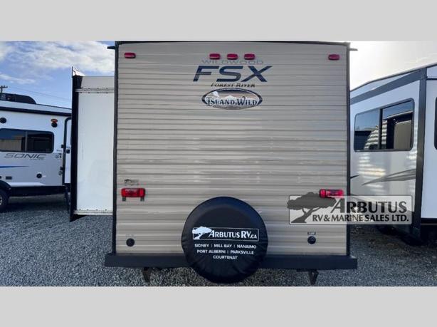 Used 2019 Forest River RV Wildwood 190SS image 5