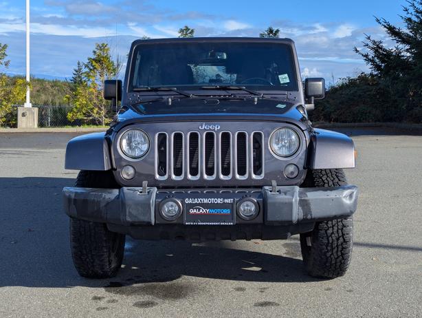 2016 Jeep Wrangler Unlimited - No Accidents, BC Only, Upgraded Stereo image 3