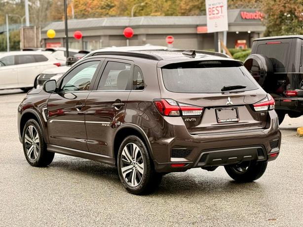 2023 Mitsubishi RVR GT - No Accidents, 1 Owner, Leather, Moonroof image 7