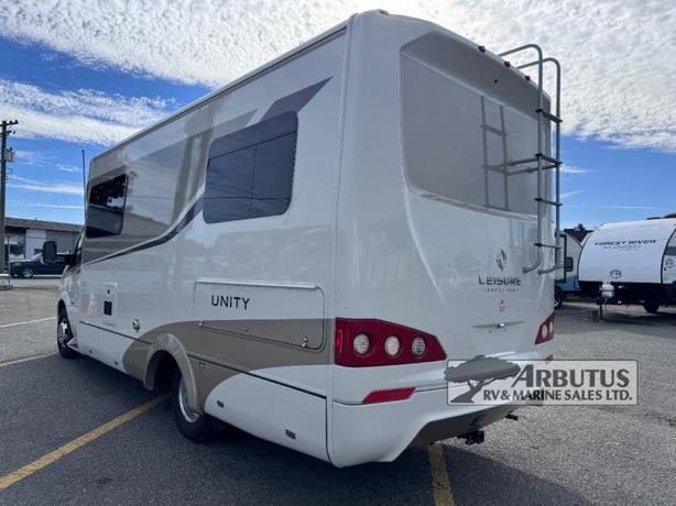 Used 2017 Leisure Travel Unity 24TB image 5