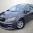 2022 Chrysler Pacifica Touring L - Parking Sensors, Leather, Heated Seats thumbnail image