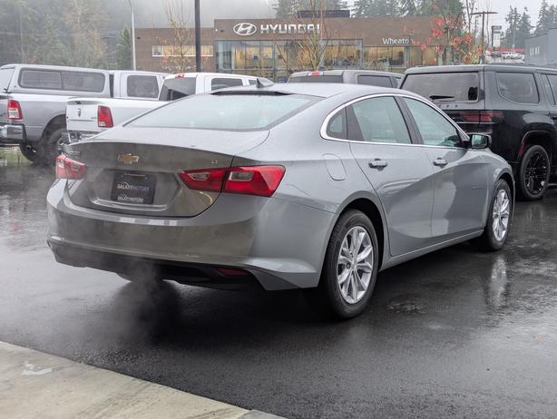 2024 Chevrolet Malibu 1LT image 6