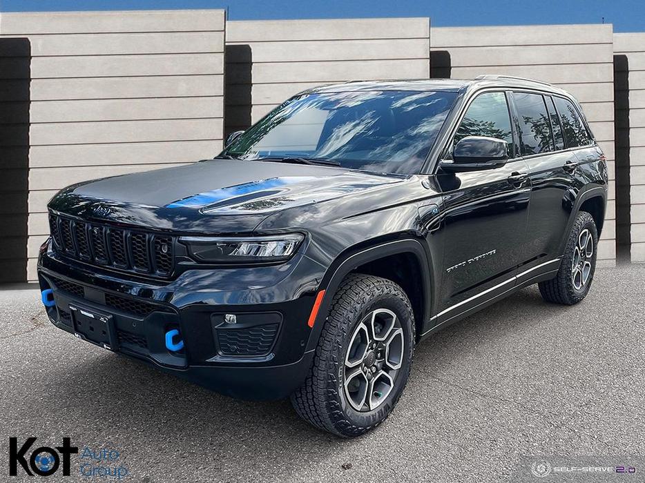 2023 Jeep Grand Cherokee 4xe Trailhawk demo display photo