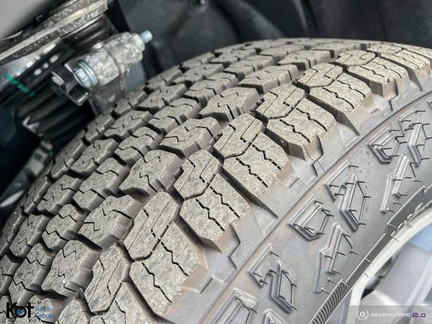 2023 Jeep Grand Cherokee 4xe Trailhawk demo image 7