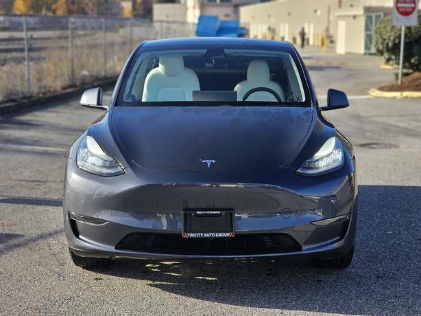 2020 Tesla Model Y Long Range - Dual Motor, White Interior image 2