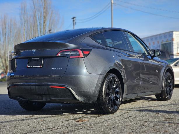 2020 Tesla Model Y Long Range - Dual Motor, White Interior image 5