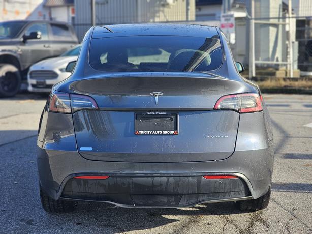 2020 Tesla Model Y Long Range - Dual Motor, White Interior image 6