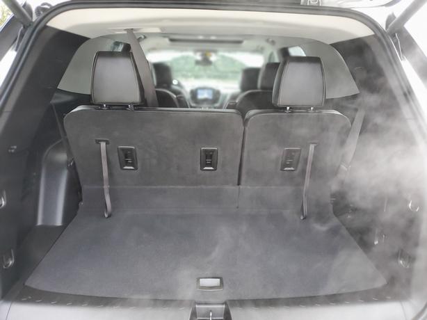 2020 Chevrolet Traverse RS AWD - Nav, Heated Seats, Heated Wheel image 8