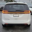 2024 Chrysler Pacifica Touring-L - S Appearance, Sunroof, Leather thumbnail image 6