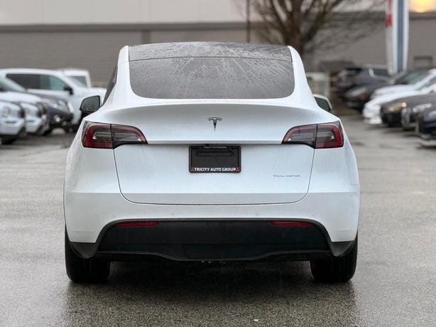 2021 Tesla Model Y Long Range - Local BC, Manager Demo image 6