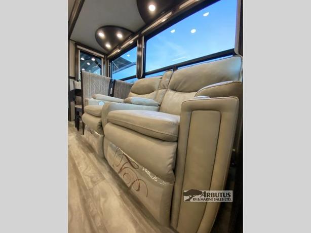 Used 2020 Grand Design Solitude 310GK image 8