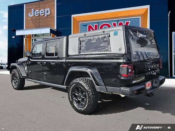 2023 Jeep Gladiator Willys 4x4 | Low KM | Premium Audio System! image 4