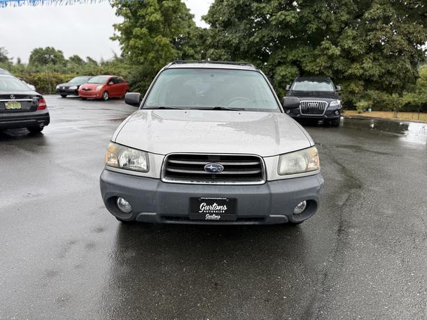 2005 Subaru Forester image 2