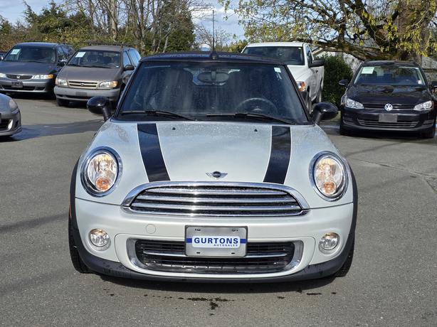 2014 Mini Convertible image 2