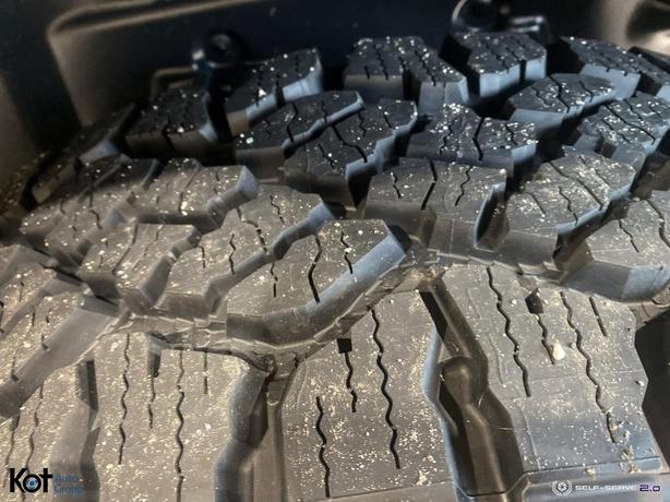 2024 Jeep Wrangler 4xe Rubicon demo image 7