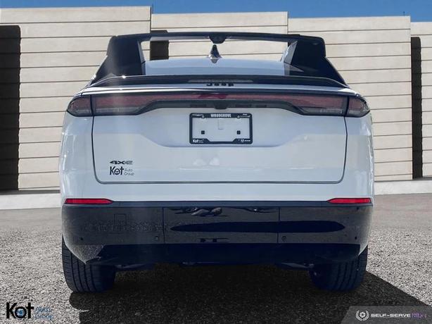 2024 Jeep Wagoneer S Launch Edition demo image 5