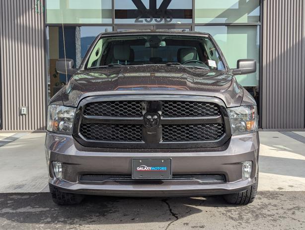 2023 Ram 1500 Classic Express - 3.6L V6, Crew Cab, Short Bed, 4x4 image 3