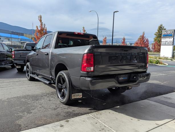 2023 Ram 1500 Classic Express - 3.6L V6, Crew Cab, Short Bed, 4x4 image 8