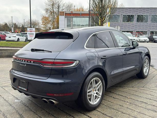 2020 Porsche Macan image 6