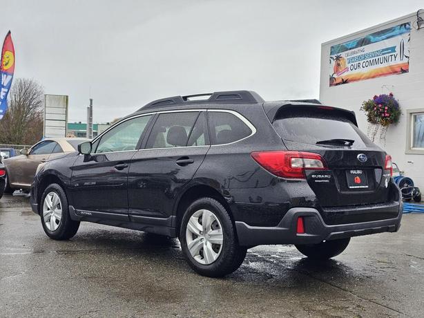 2019 Subaru Outback 2.5i image 4