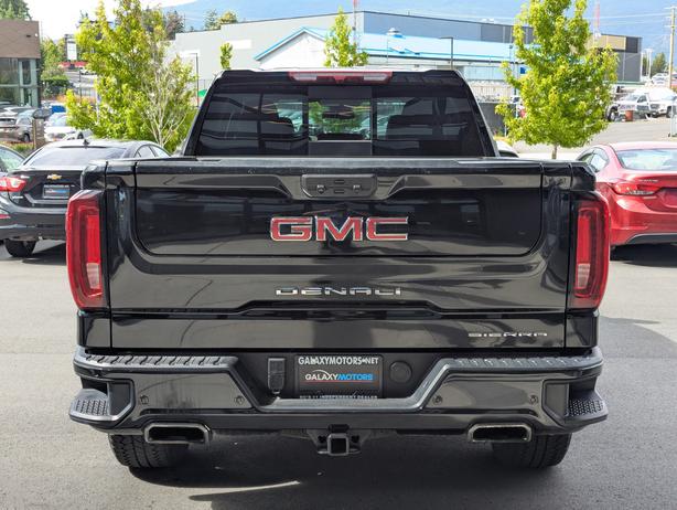 2022 GMC Sierra 1500 Denali - 5.3L V8, 4x4, CrewCab, Standard Bed image 7