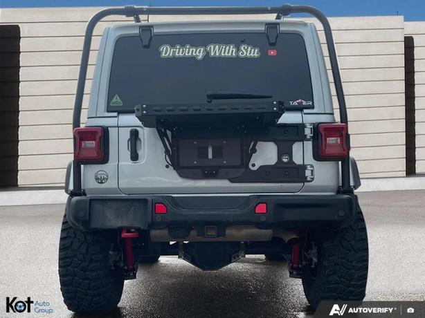 2024 Jeep Wrangler Rubicon X demo image 5