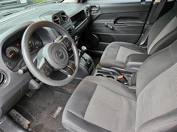 2017 Jeep  Patriot Sport image 5