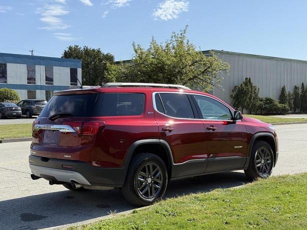 2018 GMC Acadia SLT AWD 7-Passenger image 8