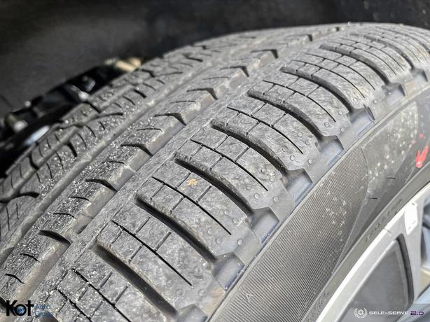 2024 Jeep Grand Wagoneer L Series Iii demo image 7